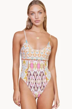 Alita Stevie One Piece