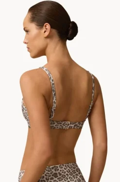 Belle Multi Fit Twist Crop