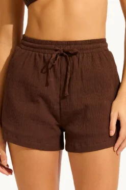 Crinkle Short