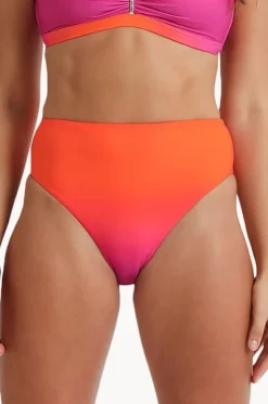 Majestic High Rise Leg Pant