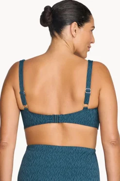 Minque Delacroix Cross Front Bra