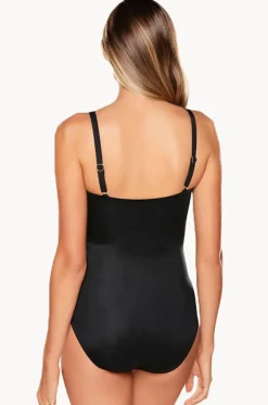 Network Mystique One Piece