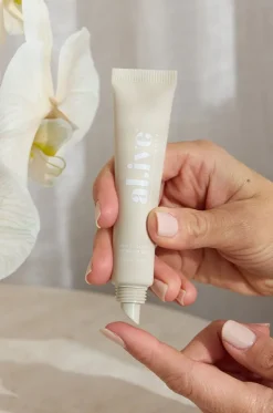 Nude Coconut Tinted Lip Butter 15ml