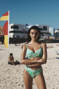 Palmera V Front Mid Pant