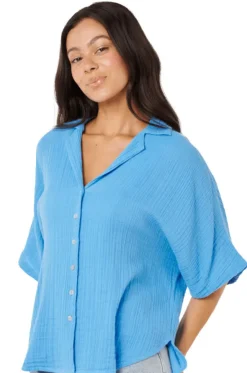 Premium Surf Short Sleeve Shirt