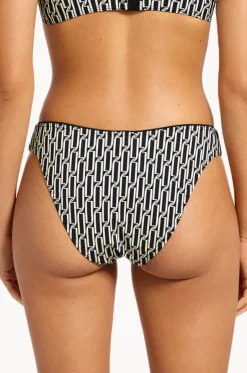 Spring Geo High Leg Pant