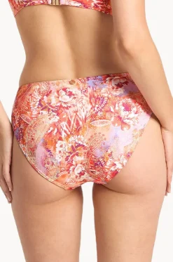 Sundance Ruched Mid Rise Pant