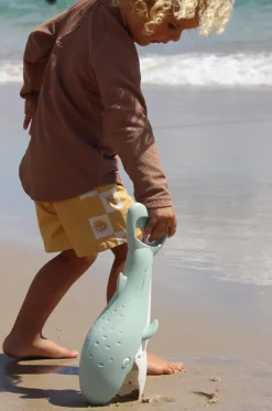 Whale Sand Claws