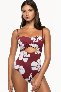 Whispering Allure Luka One Piece